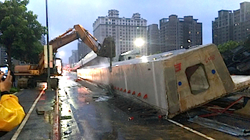 /date/2016/10/13/18lrt_2.jpg