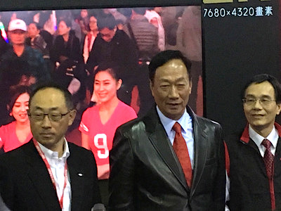 /date/2017/01/23/00foxconn_2.jpg