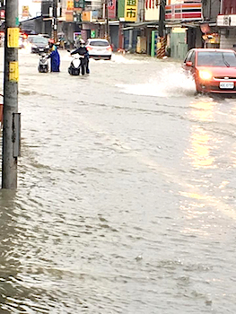 /date/2018/08/29/18flood_2.jpg