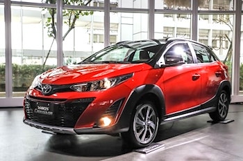 /date/2019/01/08/03yaris_2.jpg