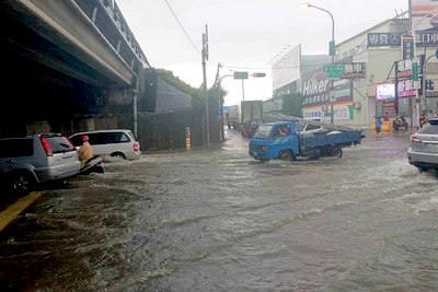 /date/2019/06/11/19rain_2.jpg