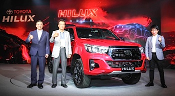 /date/2019/08/01/03hilux_2.jpg