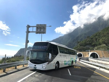 /date/2019/12/27/13bus_2.jpg