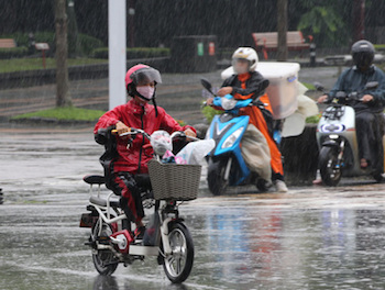 /date/2020/05/19/18rain_2.jpg