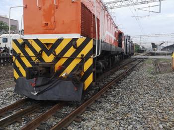 /date/2021/05/04/13train_2.jpg