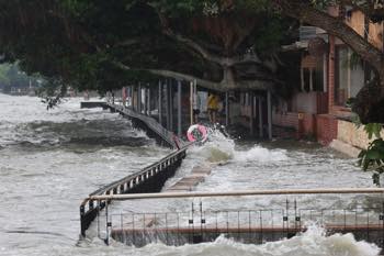 /date/2023/08/03/00typhoon_rain_2.jpg