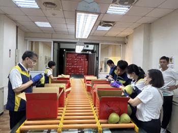 /date/2024/09/12/14pomelo_2.jpg