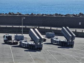 /date/2024/10/18/17missile_2.jpg